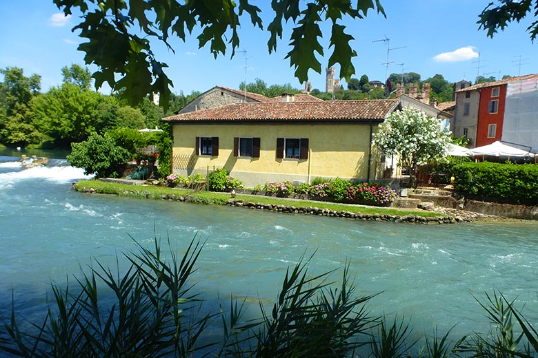 BORGHETTO
